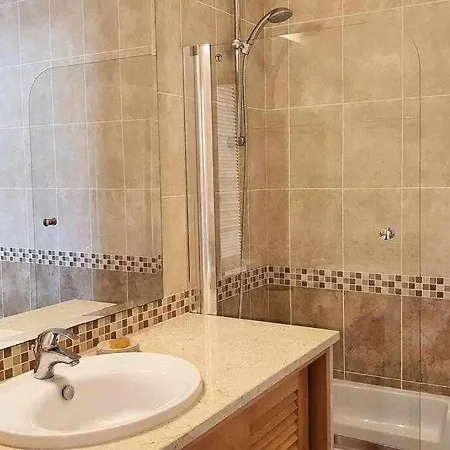 아파트 Fantastico T2 Vista Mar E Golfe E Terraco Privado C5 Vau (Obidos)